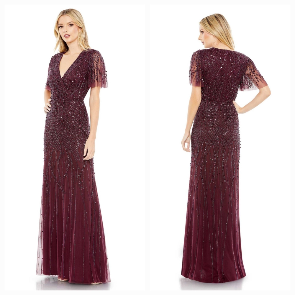 Mac Duggal Purple Embellished Flutter Sleeve Formal Floor-Length Gown. Size 6